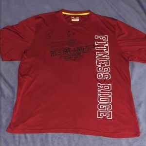 Men’s Under Armour fitness workout shirt Size XL
